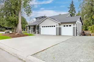 611 Upland Dr, Mount Vernon, WA 98273 - Photo 3