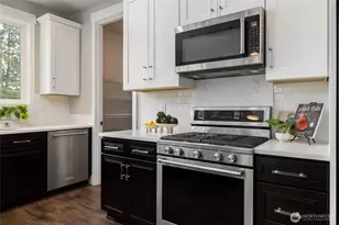 611 Upland Dr, Mount Vernon, WA 98273 - Photo 15