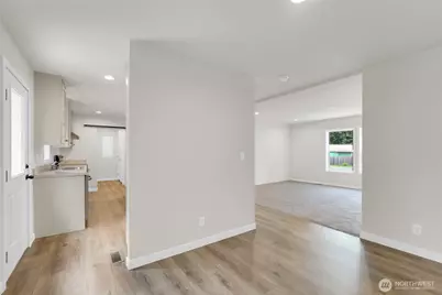 12609 223rd Avenue E, Bonney Lake, WA 98391 - Photo 9