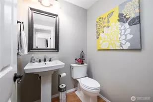 1014 S 38th Pl, Mount Vernon, WA 98274 - Photo 17