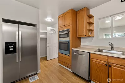 994 Diane Avenue, Oak Harbor, WA 98277 - Photo 13