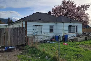 901 11th St, Sedro Woolley, WA 98284 - Photo 5