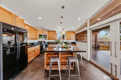 15863 15th Avenue NE, Shoreline, WA 98155 - Photo 9