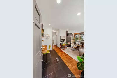 15863 15th Avenue NE, Shoreline, WA 98155 - Photo 3