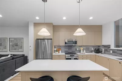 12322 14th Avenue NE #B, Seattle, WA 98125 - Photo 11