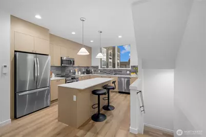 12322 14th Avenue NE #B, Seattle, WA 98125 - Photo 15