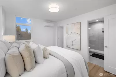 12322 14th Avenue NE #B, Seattle, WA 98125 - Photo 21