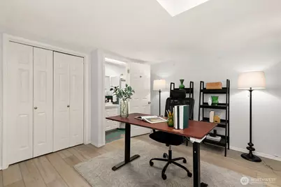 3835 25th Avenue W, Seattle, WA 98199 - Photo 21