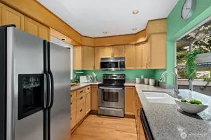 3835 25th Ave W, Seattle, WA 98199 - Photo 7