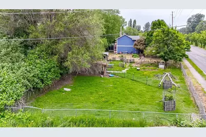 2426 E Pioneer, Puyallup, WA 98372 - Photo 27