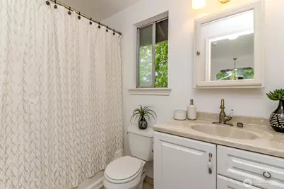 2426 E Pioneer, Puyallup, WA 98372 - Photo 19