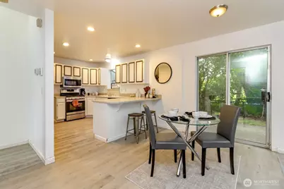 2426 E Pioneer, Puyallup, WA 98372 - Photo 9