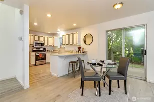 2426 E Pioneer, Puyallup, WA 98372 - Photo 9