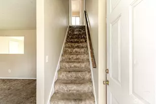 8317 S Sheridan Ave, Tacoma, WA 98408 - Photo 3