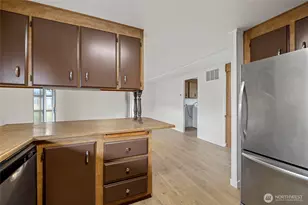 2725 E Fir St, Mount Vernon, WA 98273 - Photo 17