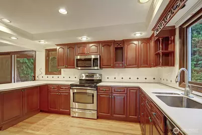 2668 E Lake Sammamish Parkway NE, Sammamish, WA 98074 - Photo 13