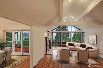 2668 E Lake Sammamish Parkway NE, Sammamish, WA 98074 - Photo 33