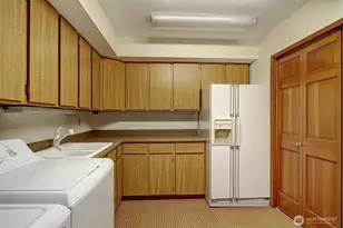 2668 E Lake Sammamish Pkwy NE, Sammamish, WA 98074 - Photo 31