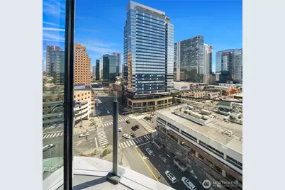 838 Avenue Square NE #1207, Bellevue, WA 98004 - Photo 7