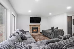 20831 60th St E, Bonney Lake, WA 98391 - Photo 9