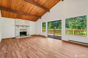 10706 Pioneer Dr, Anderson Island, WA 98303 - Photo 17