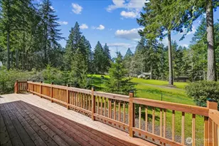 10706 Pioneer Dr, Anderson Island, WA 98303 - Photo 7