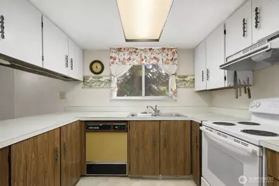 5409 24th Avenue NW, Gig Harbor, WA 98335 - Photo 3