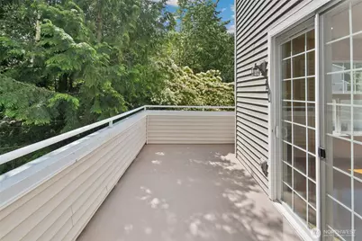 2060 132nd Avenue SE #612, Bellevue, WA 98005 - Photo 7