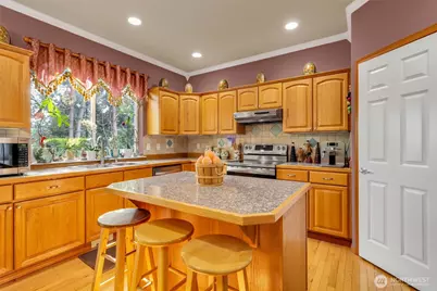 10209 28th Drive SE, Everett, WA 98208 - Photo 9