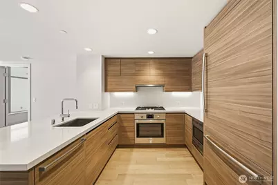 583 Battery Street #715N, Seattle, WA 98121 - Photo 9