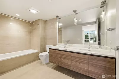 583 Battery Street #715N, Seattle, WA 98121 - Photo 17