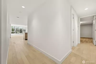 583 Battery Street #715N, Seattle, WA 98121 - Photo 7