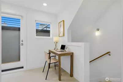 7433 A 4th Avenue NE, Seattle, WA 98115 - Photo 15