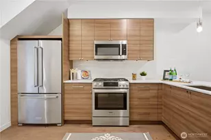 7443 A 4th Ave NE, Seattle, WA 98115 - Photo 3