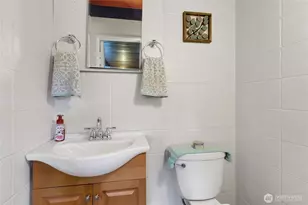 2124 Firland Dr, Puyallup, WA 98371 - Photo 13