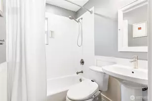 10010 13th Ave NW, Seattle, WA 98177 - Photo 9
