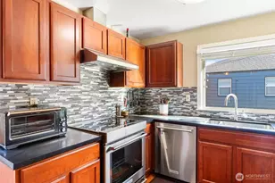 10010 13th Ave NW, Seattle, WA 98177 - Photo 5