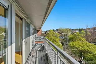 530 Broadway E, Seattle, WA 98102 - Photo 27