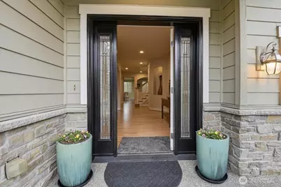 26050 SE 23rd Place, Sammamish, WA 98075 - Photo 3