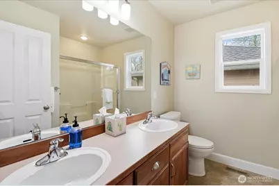 26050 SE 23rd Place, Sammamish, WA 98075 - Photo 25