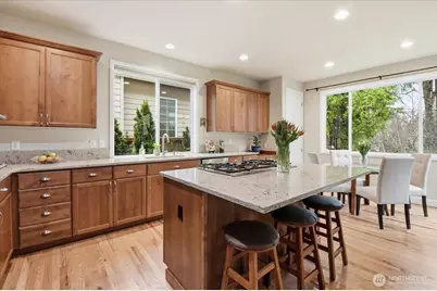 26050 SE 23rd Place, Sammamish, WA 98075 - Photo 15