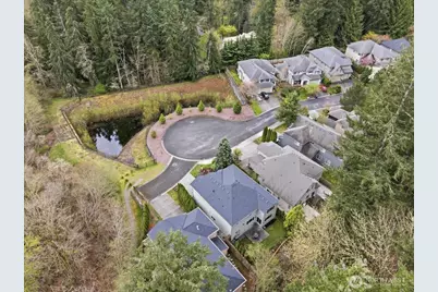 26050 SE 23rd Place, Sammamish, WA 98075 - Photo 33