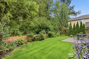 26050 SE 23rd Pl, Sammamish, WA 98075 - Photo 29