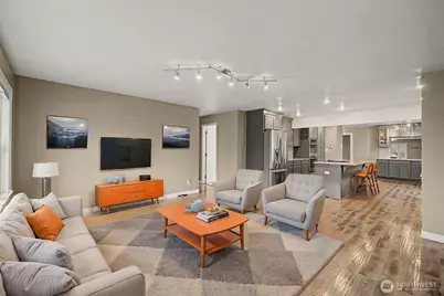 2502 NE 7th Street, Renton, WA 98056 - Photo 5