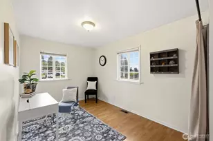 2502 NE 7th St, Renton, WA 98056 - Photo 13
