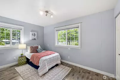 2502 NE 7th Street, Renton, WA 98056 - Photo 15