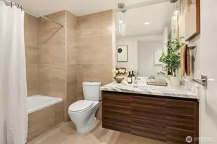 583 Battery St, Seattle, WA 98121 - Photo 13