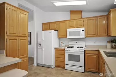 24027 222nd Place SE #88, Maple Valley, WA 98038 - Photo 5