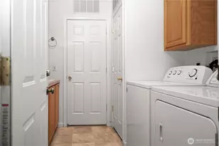 24027 222nd Pl SE, Maple Valley, WA 98038 - Photo 13