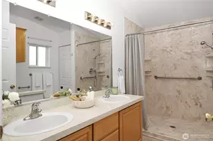 24027 222nd Pl SE, Maple Valley, WA 98038 - Photo 9